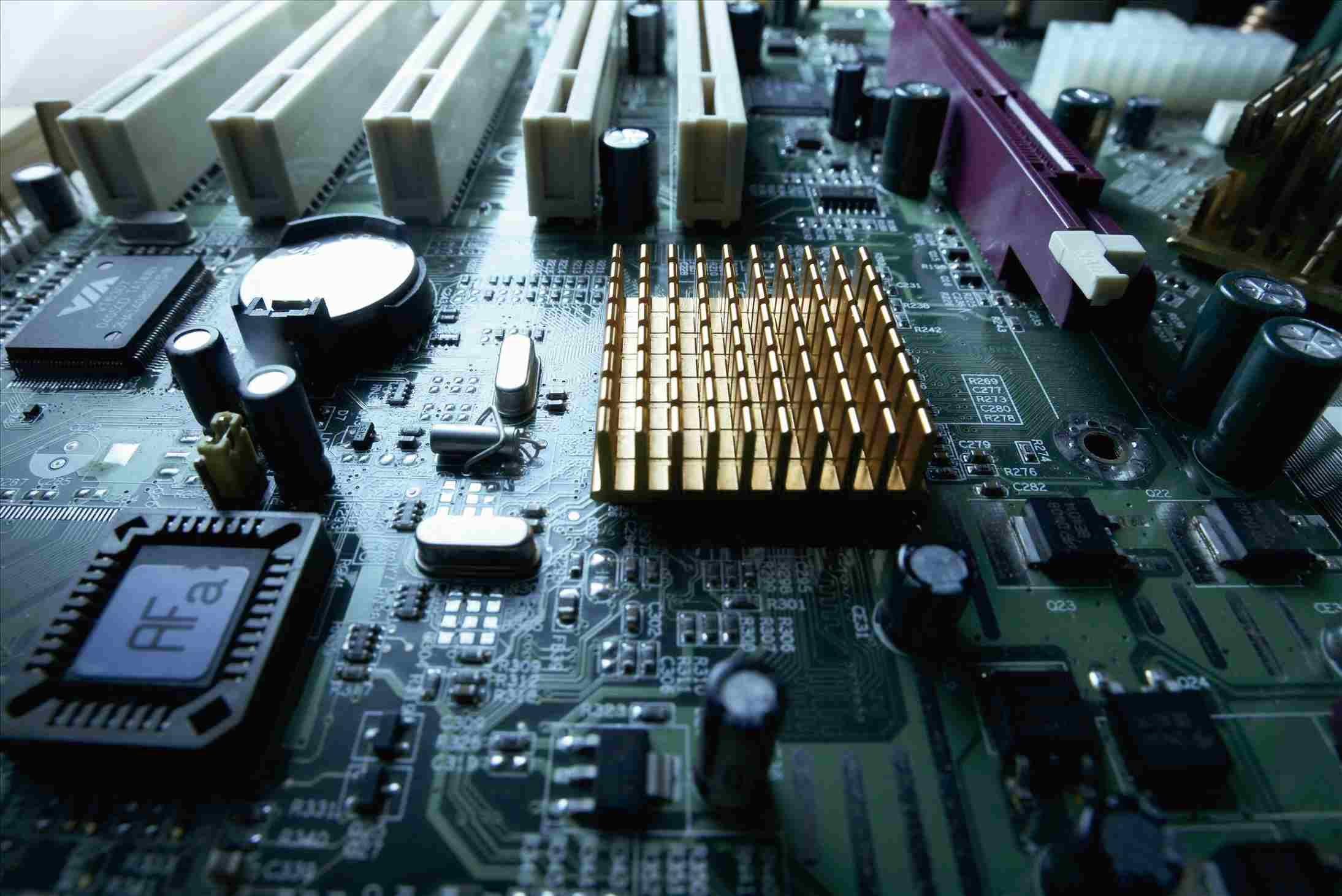 Шахта для распыления печатной платы