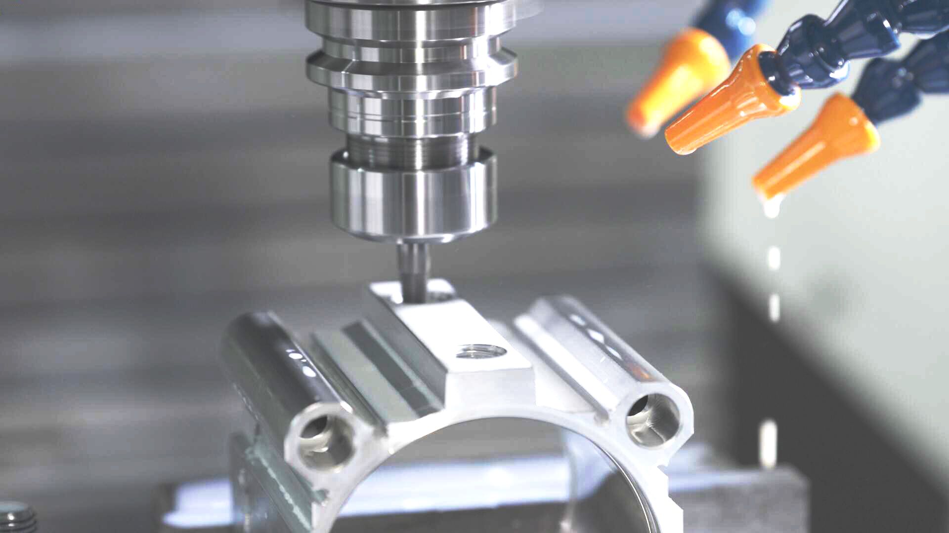 Настройка пневматического цилиндра VPC: визуализированный производственный процесс